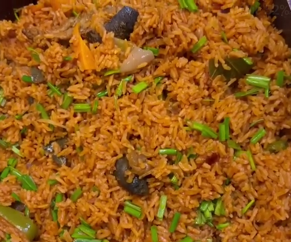 GHANAIAN JOLLOF RICE