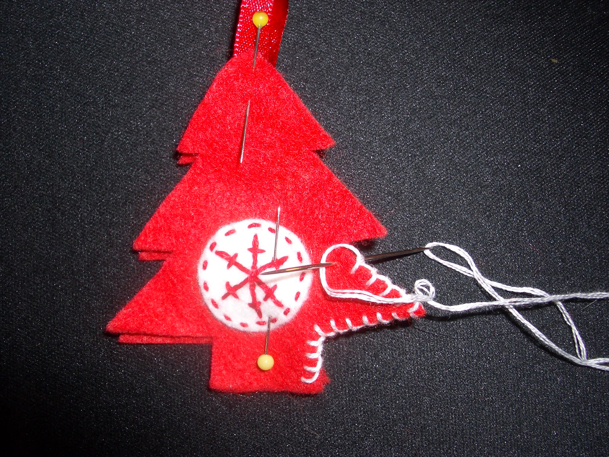 02 Blanket stitching the tree.JPG