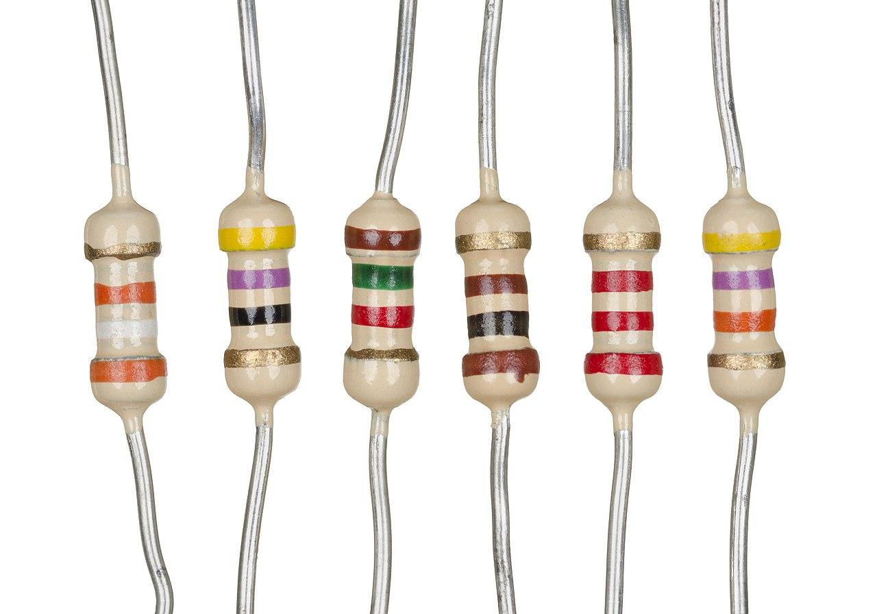 1280px-Electronic-Axial-Lead-Resistors-Array.jpg