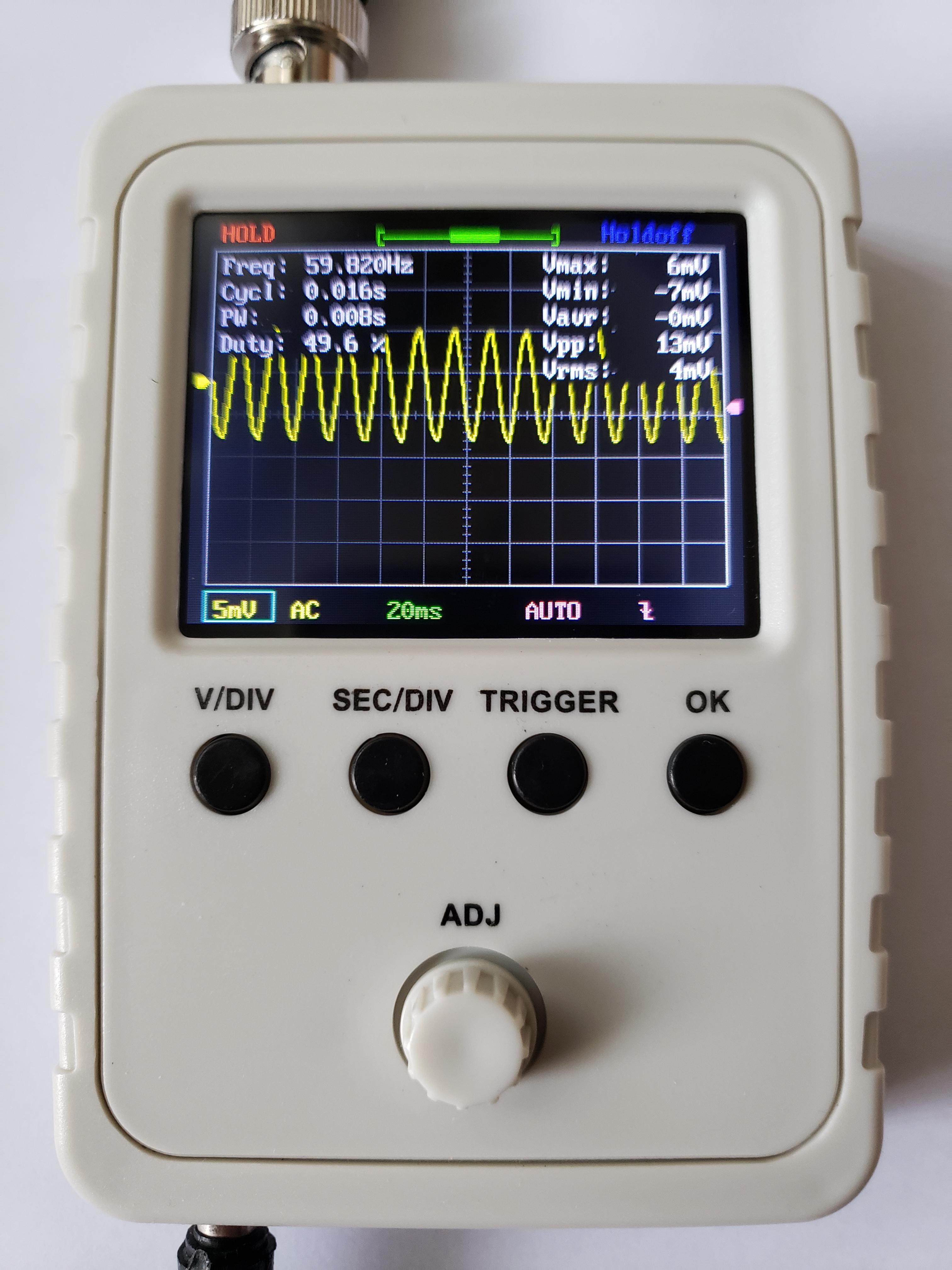 13 mV p-p reading on capacitor when leads are reversed.jpg