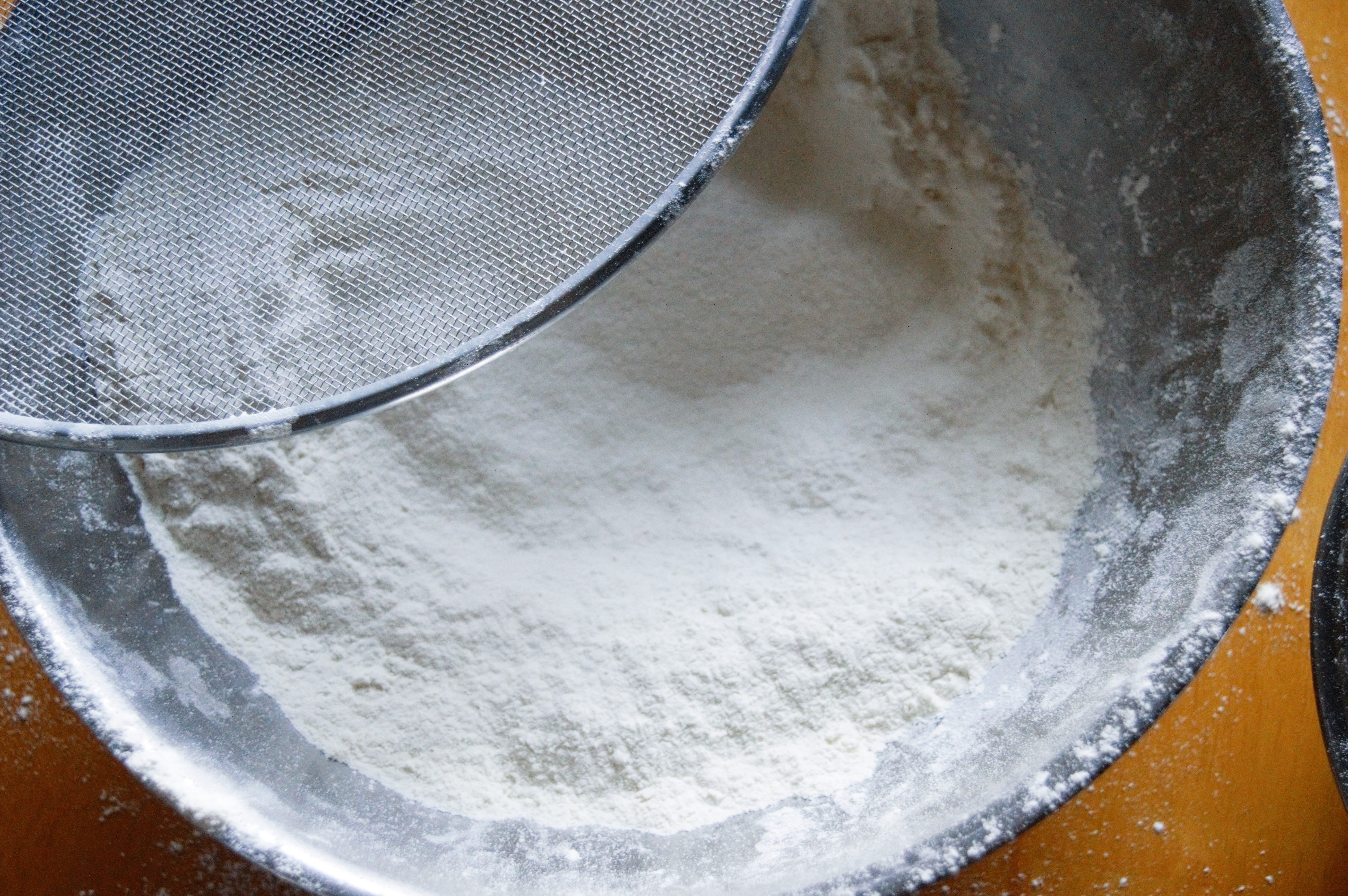 1b sift flour.jpg