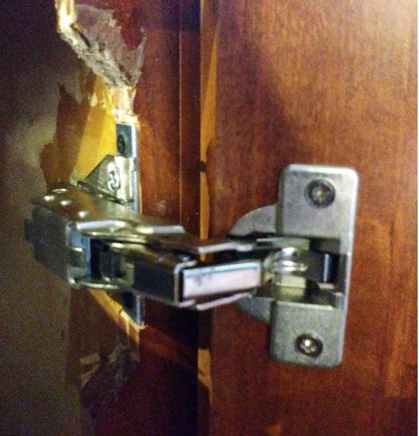 20 install door hinge.JPG