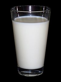 200px-Milk_001.JPG