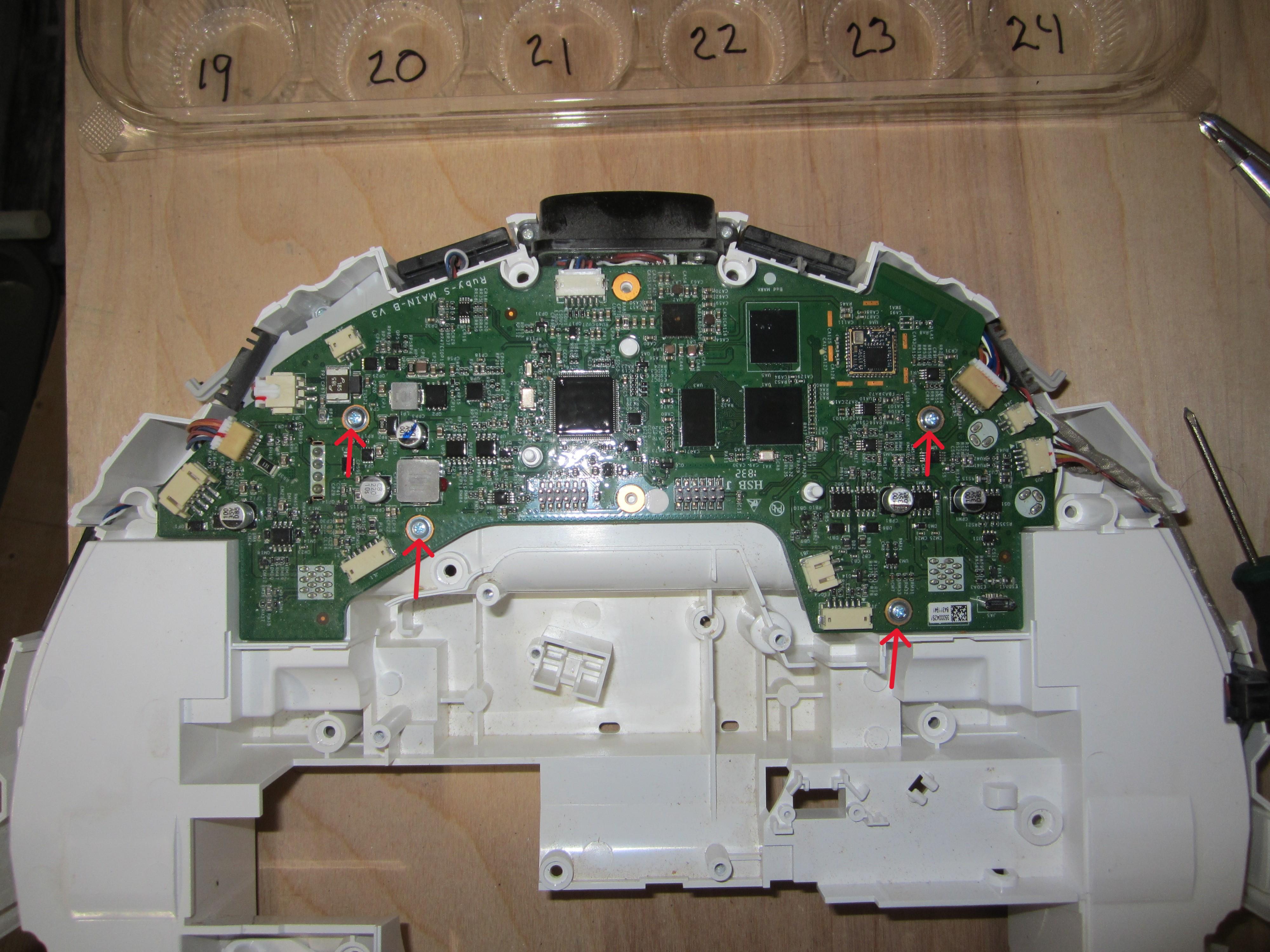 34_Left_n_Right Motherboard_Screws_Markup.JPG