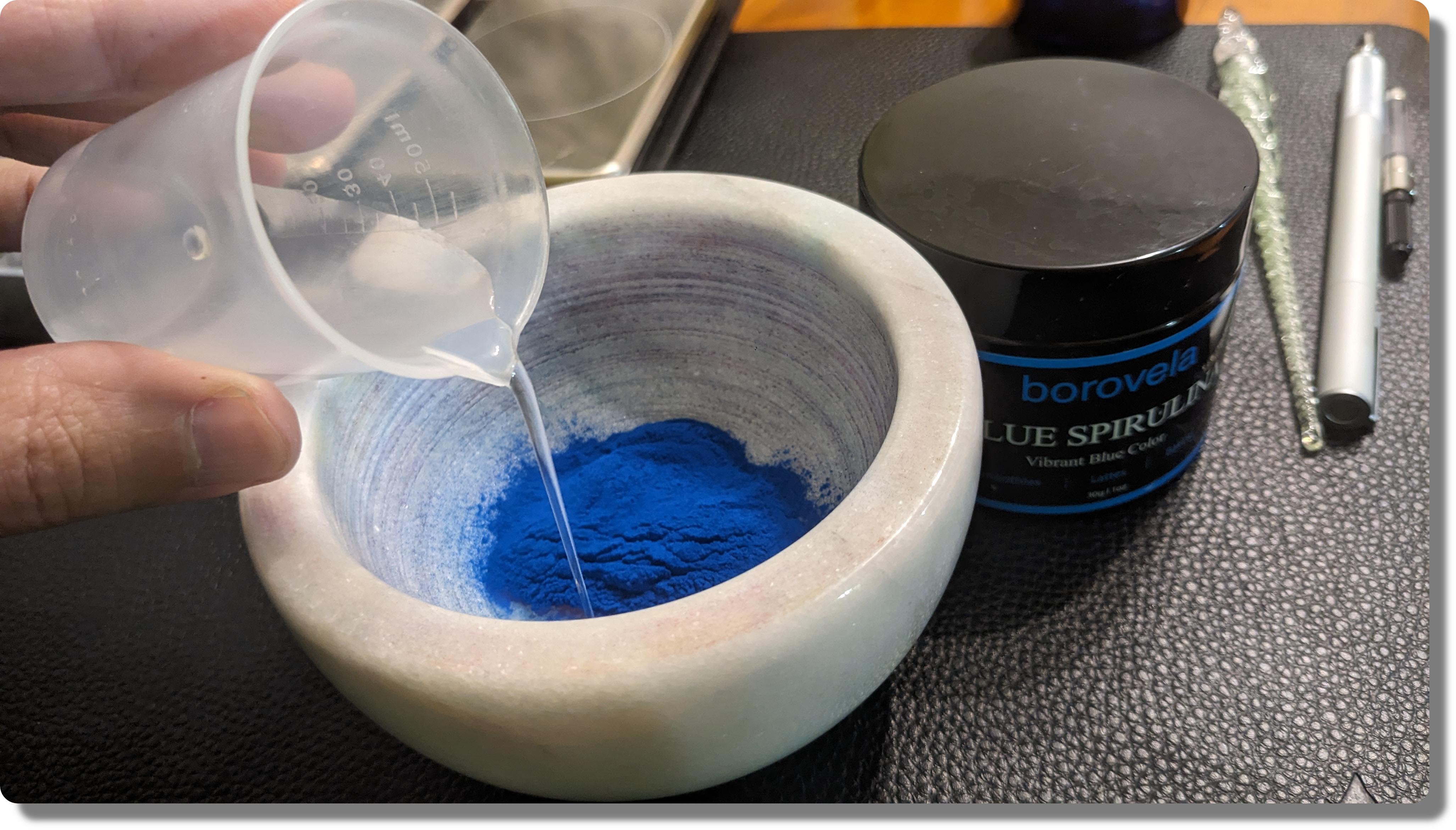 4- Adding mixture to the phycocyanin (rounded corners).jpg