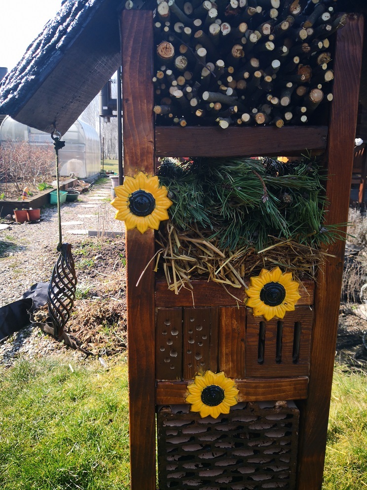 5.4. Bug Hotel - end result.jpg