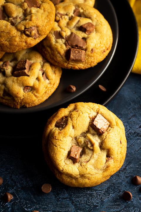 Chewy Chocolate Chip Cookies Recipe-29.jpg