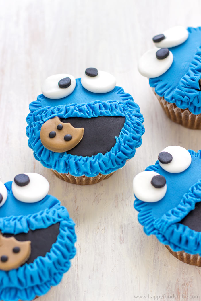 Cookie-Monster-Fondant-Cupcake-Toppers-Tutorial-1.jpg