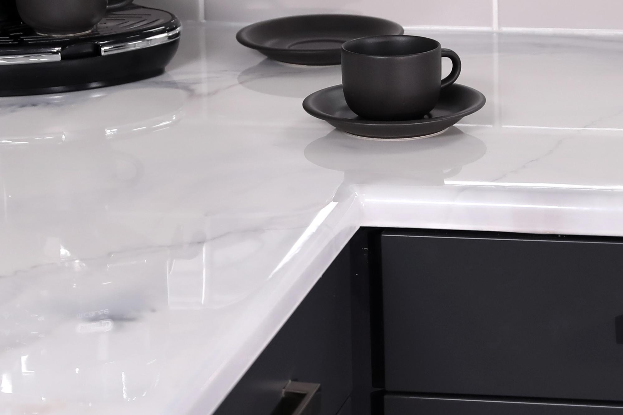 EP-GCCTP-CW-glasscast-carrara-white-epoxy-countertop-lifestyle-close.jpg