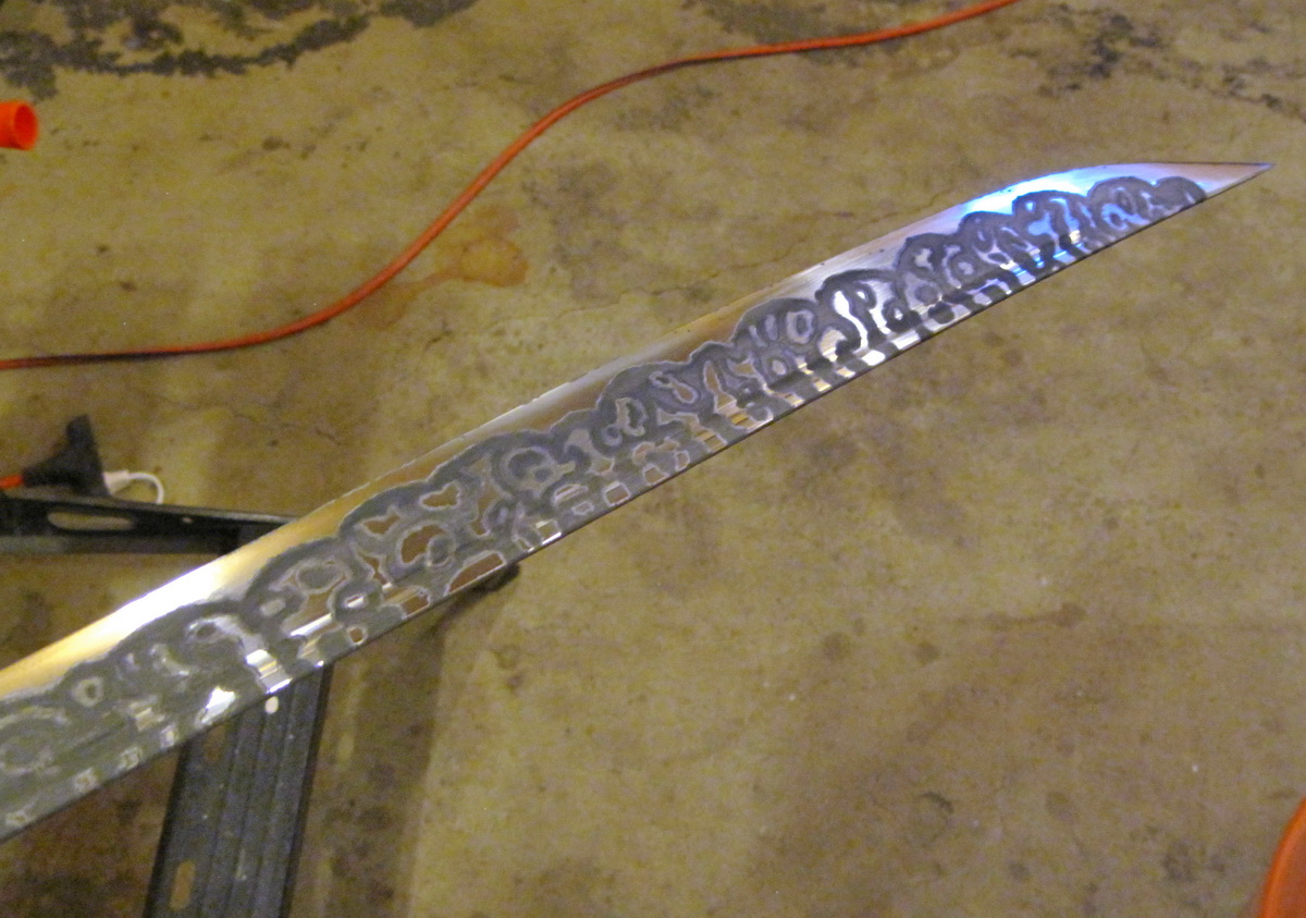 Etching the Blade 15.JPG