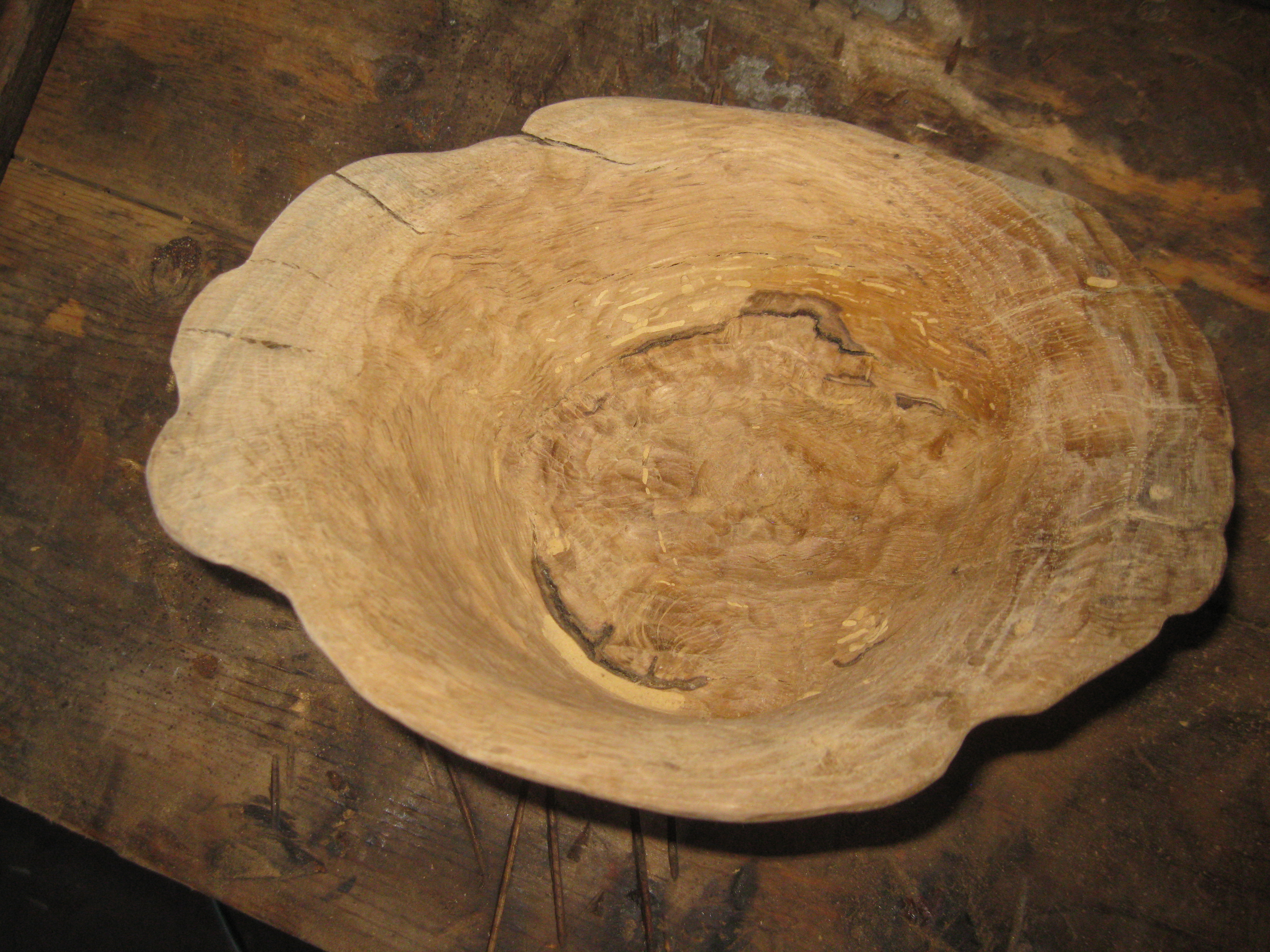 For Make somthing epic burl bowl 071.JPG