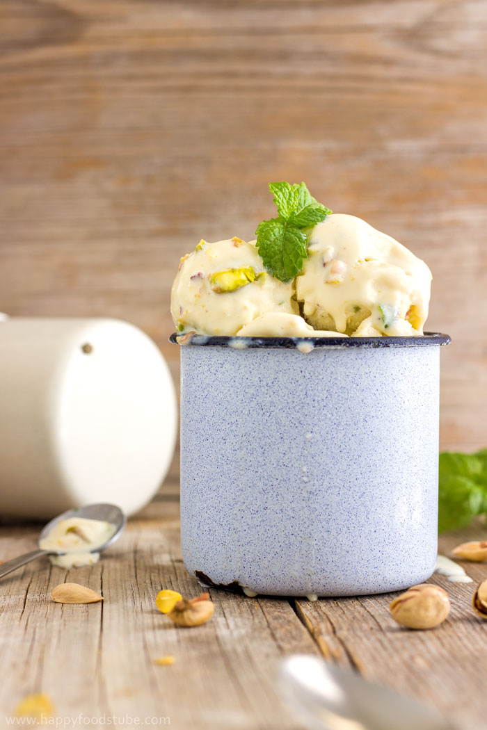 Fresh-Mint-&amp;-Pistachio-Ice-Cream.jpg