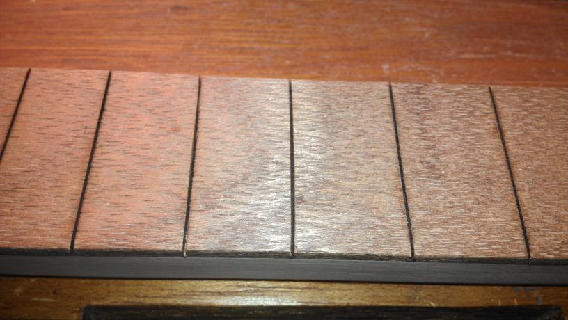 Fretboard closeup.jpg