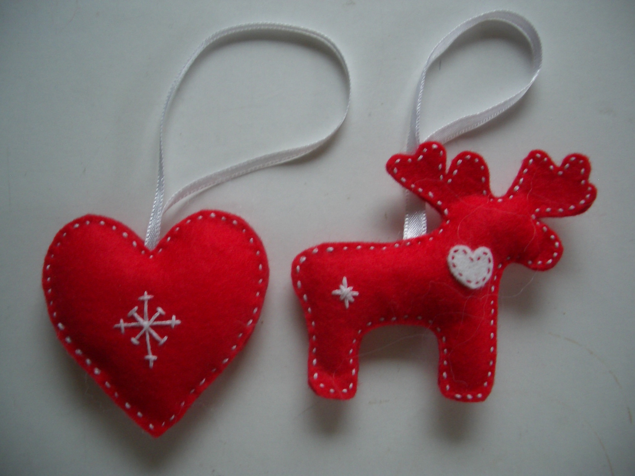 Heart and reindeer.JPG