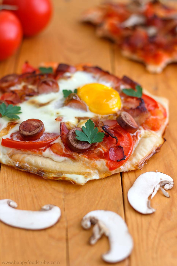 Homemade-Breakfast-Pizza.jpg