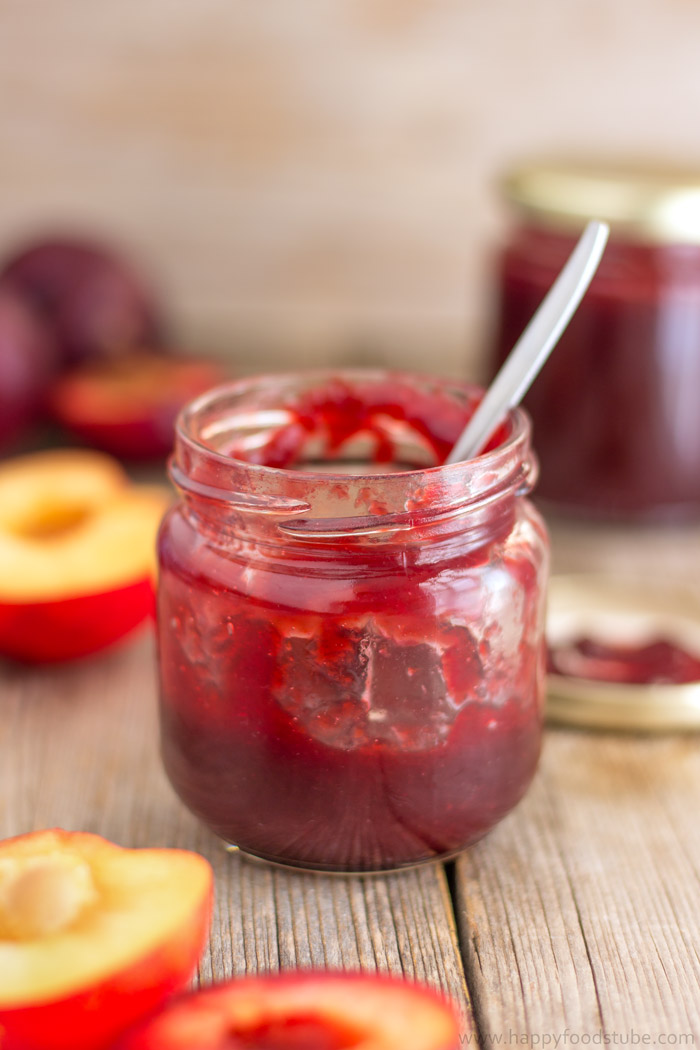 Homemade-Low-Sugar-Cinnamon-Plum-Jam-without-Pectin.jpg