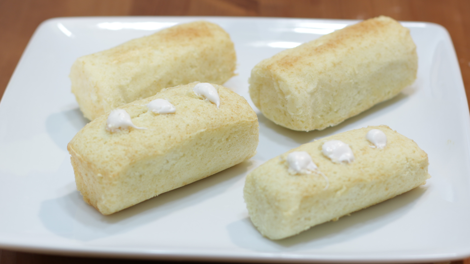 How to Make Twinkies | Easy Homemade Twinkie Recipe.jpg