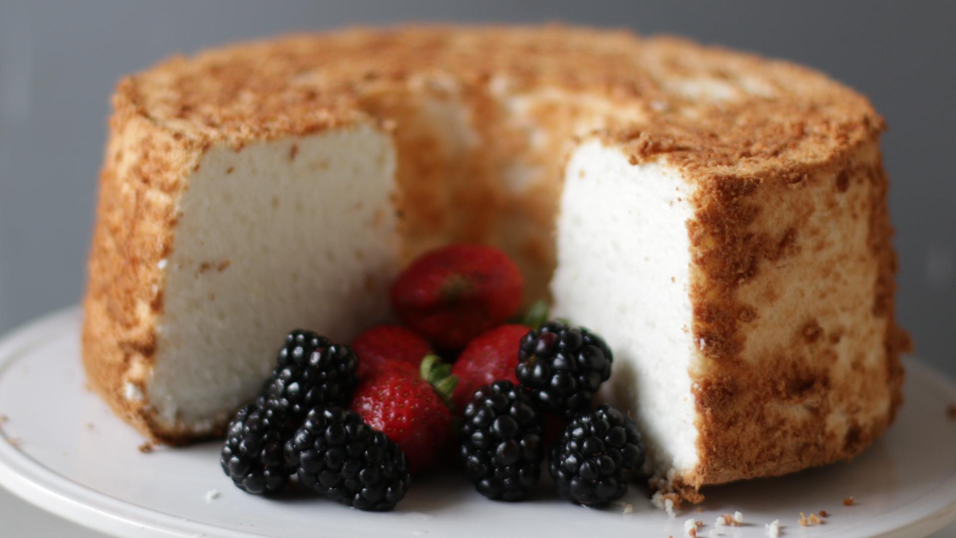 How to make Angel Food Cake Easy Homemade Angel Food Cake Recipe 5.jpg