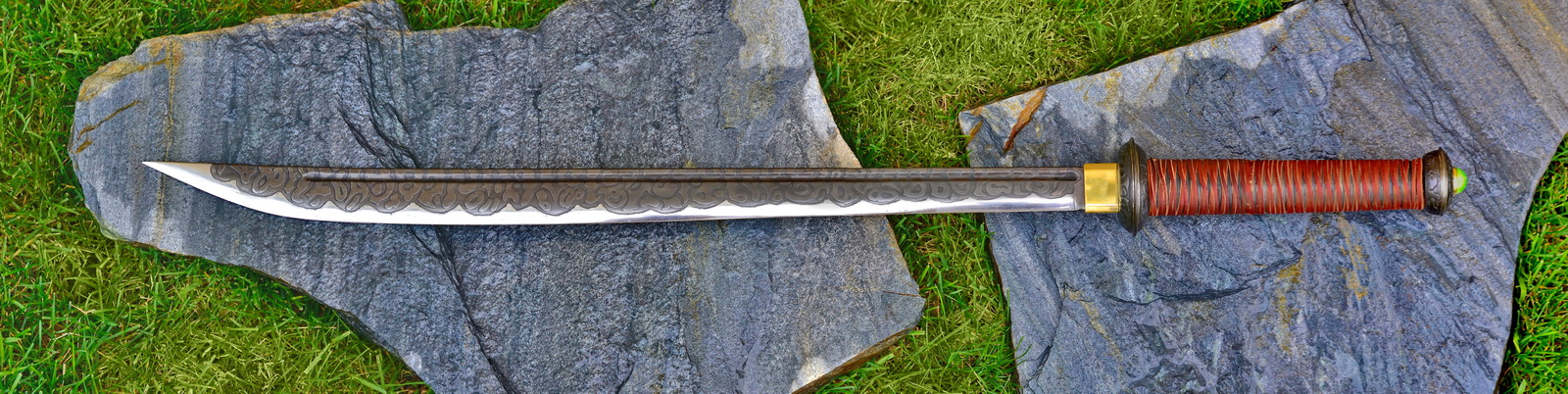 HunterSword1_resize.jpg