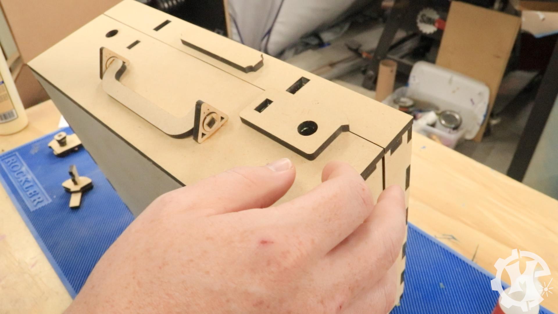 KEY HOLE PLATE ASSEMBLY 2.jpg