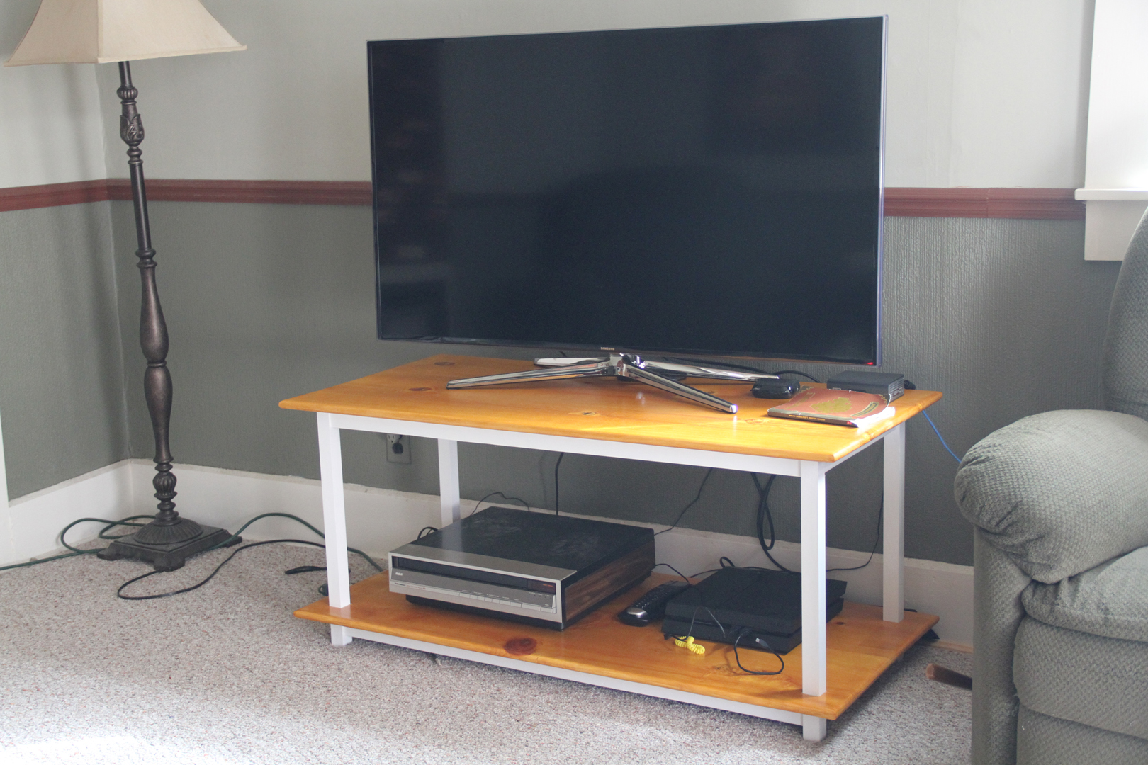 Kitchen Utility Table TV stand.jpg