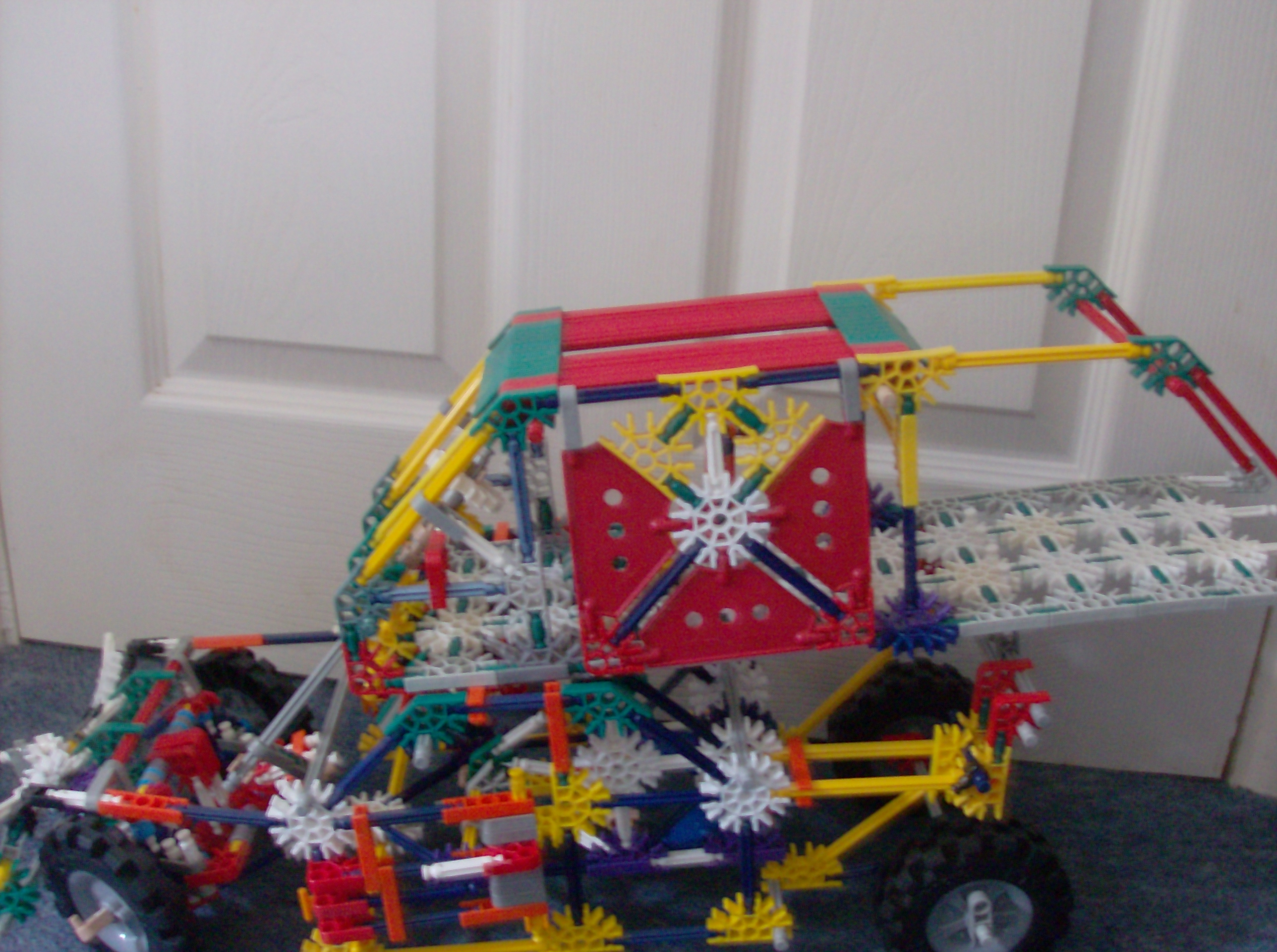 Knex Vehicle  (9).JPG