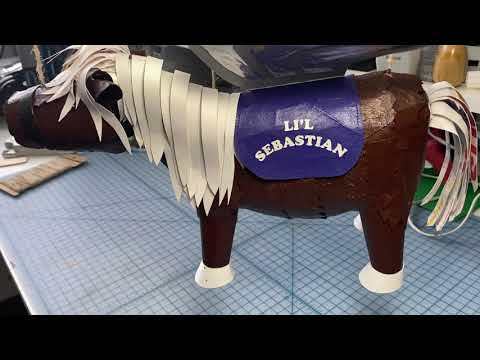 Li'l Sebastian in Horsey Heaven Marionette - Making It - Video 12