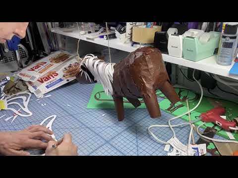 Li'l Sebastian in Horsey Heaven Marionette - Making It - Video 7