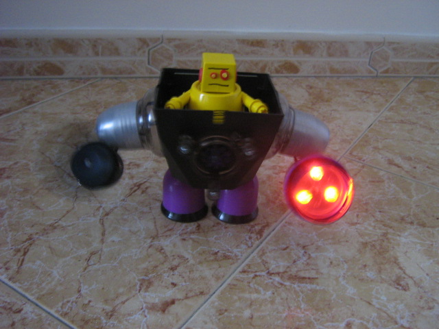 MECHA ROBOT light 012.jpg