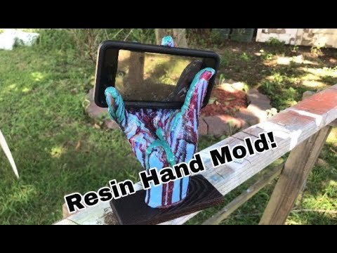 Making a Resin Phone Stand From My HAND!