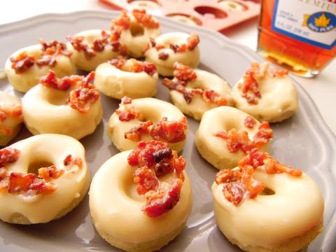 Mini Maple Bacon Cake Doughnuts