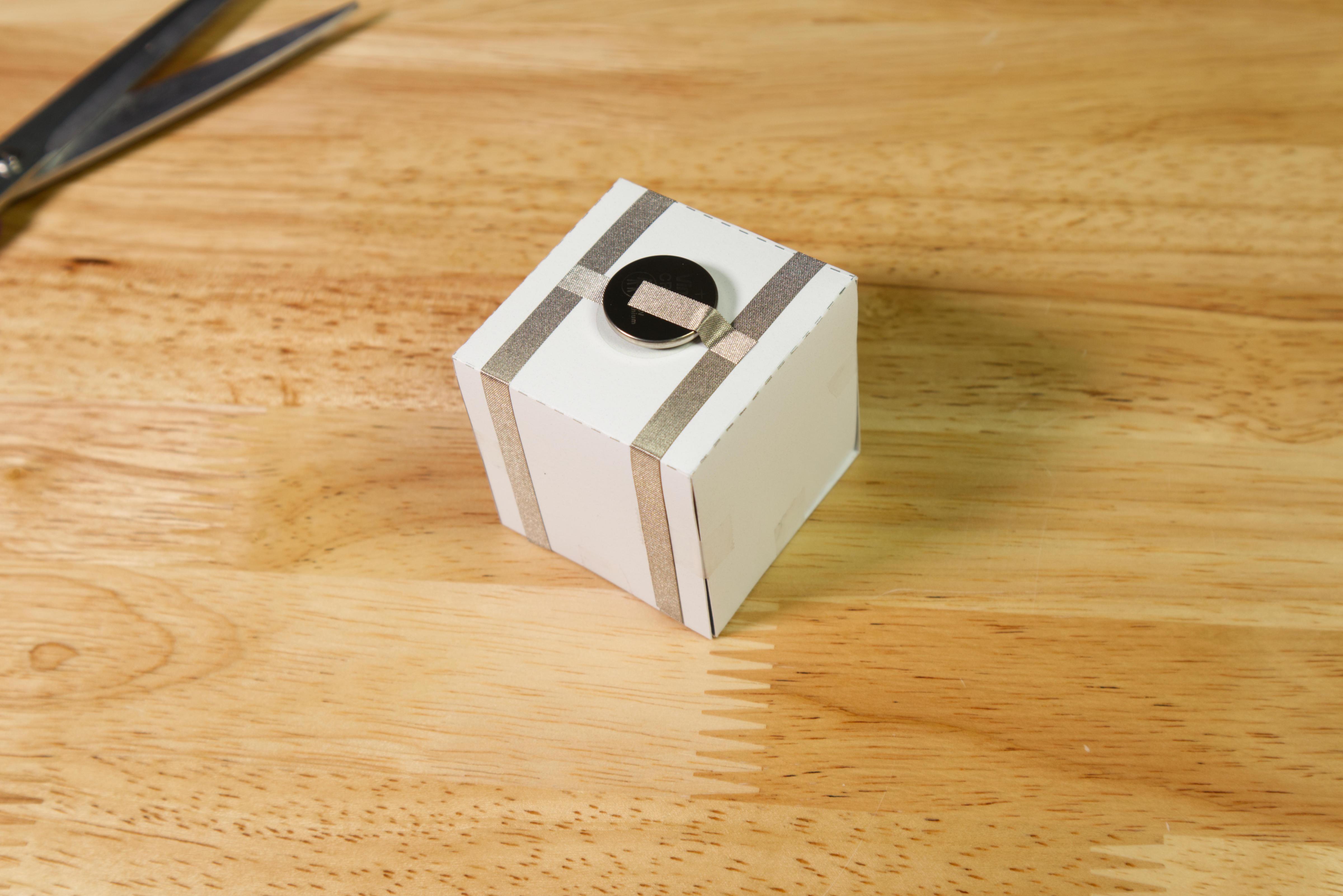 Paper Circuits Cubes4817.jpg