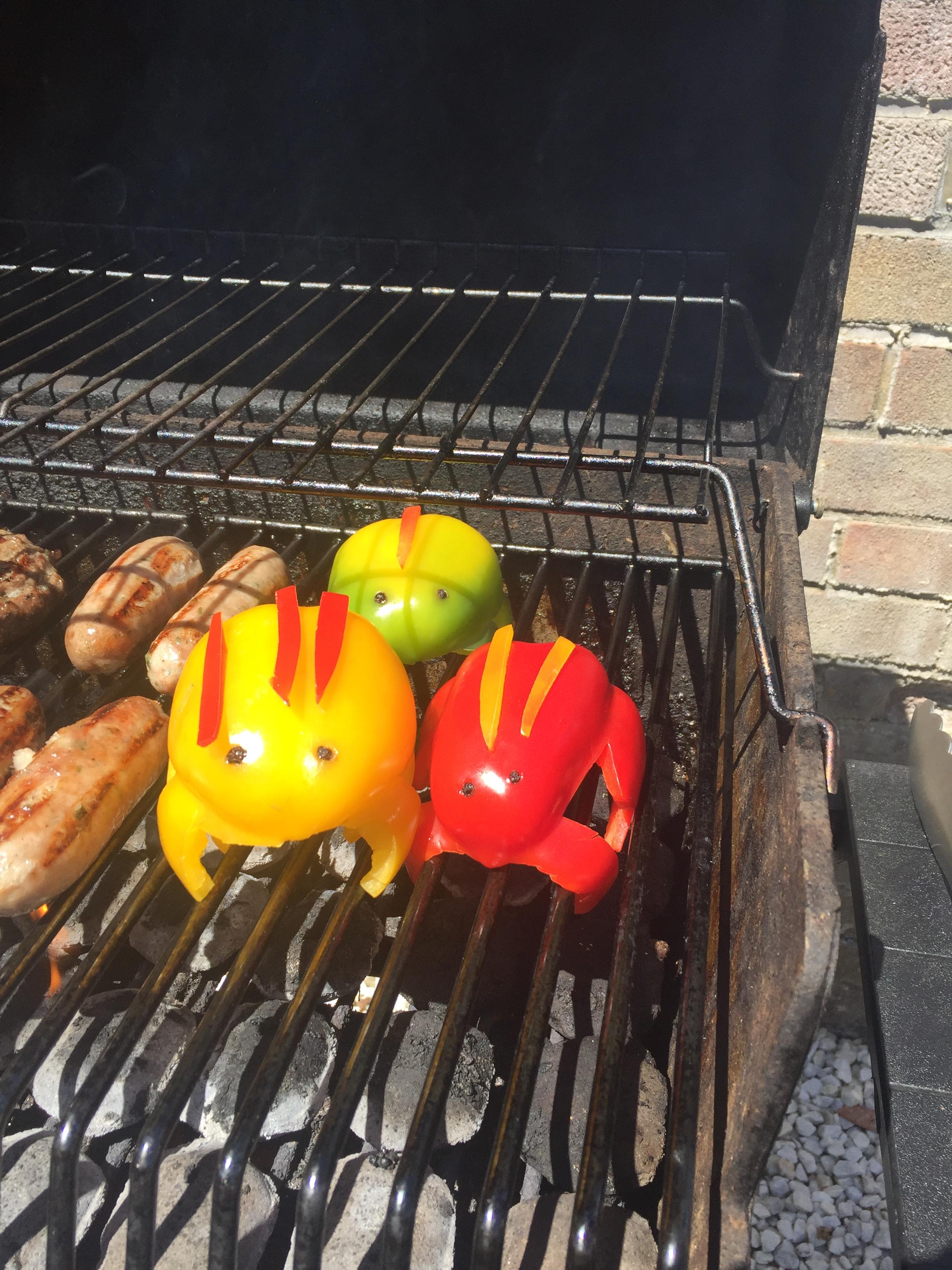 Pepper BBQ frogs on bbq 2.JPG