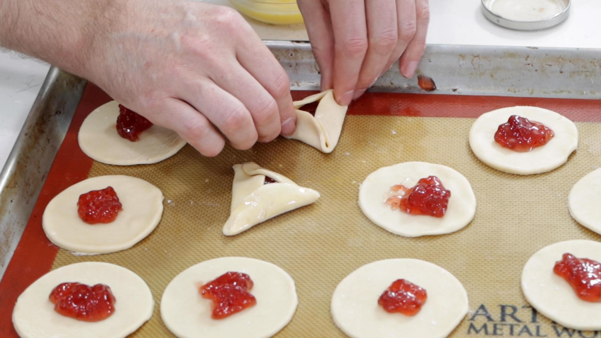 Pie Crust Cookies.00_05_09_12.Still010.jpg