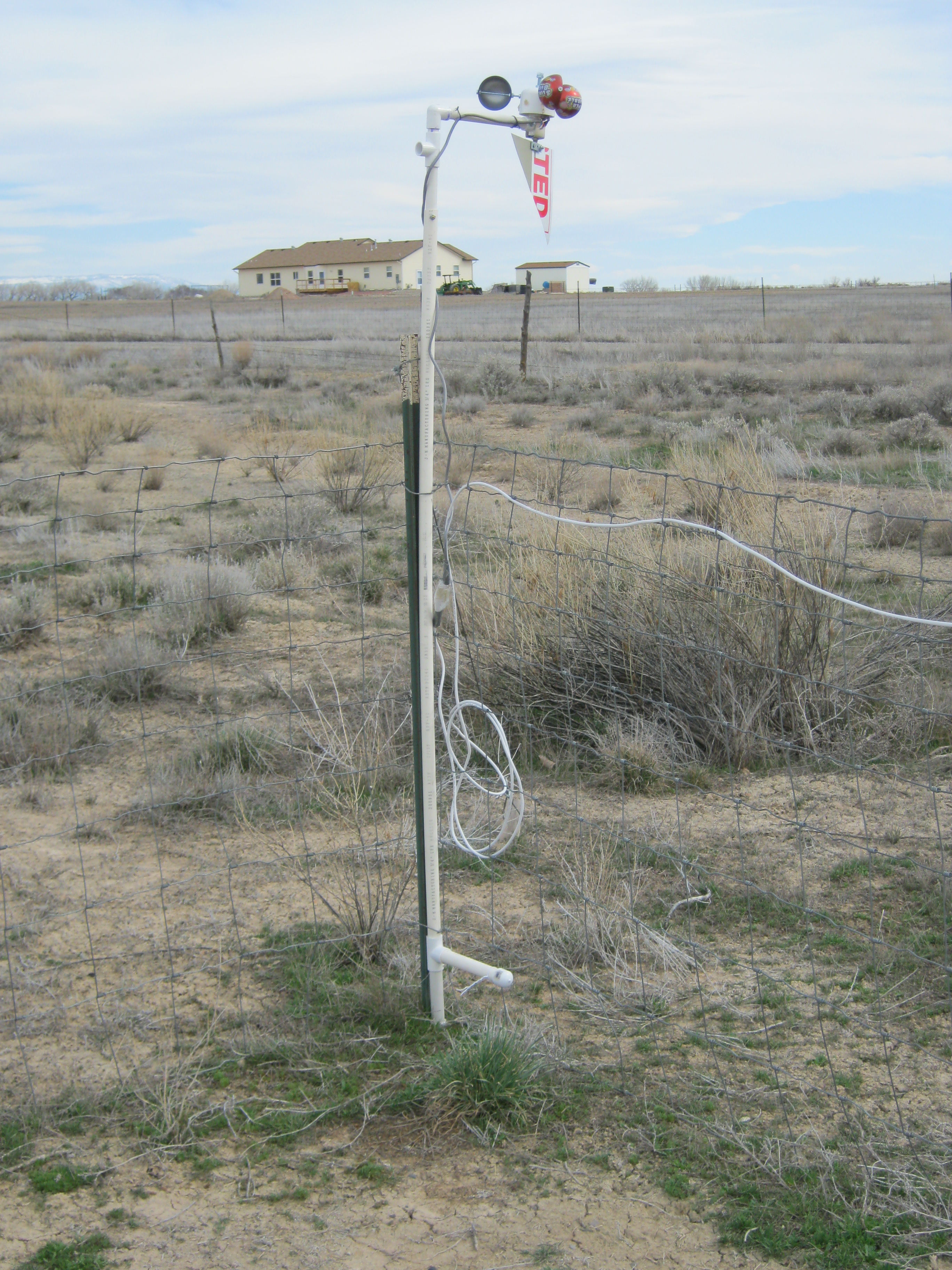 WeatherStation2.JPG