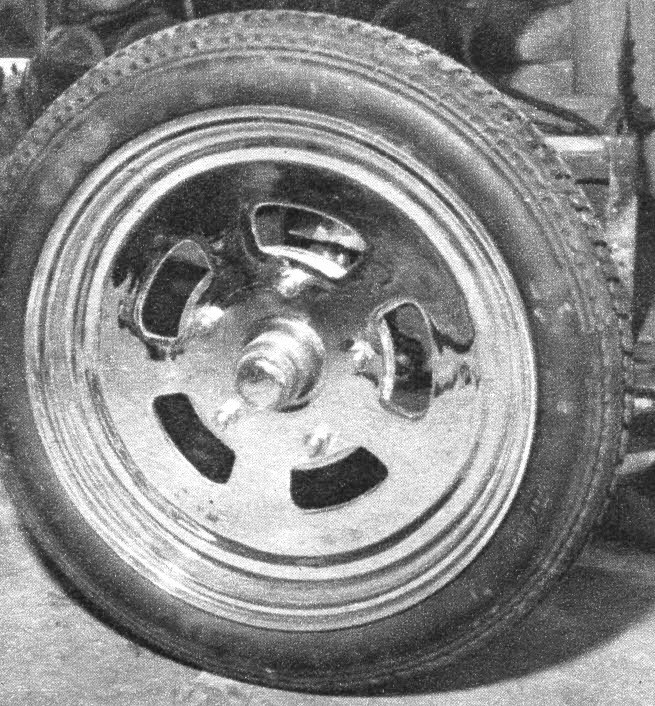 Wheel closeup.jpg