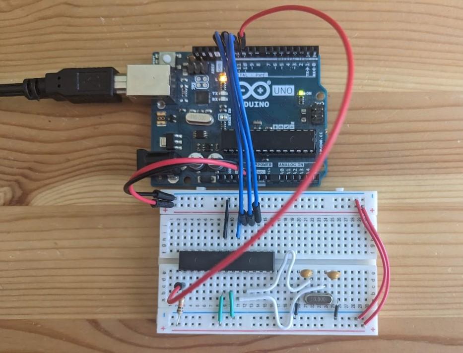 aruduino_wired_to_atmega_with_16mhz_external.jpg