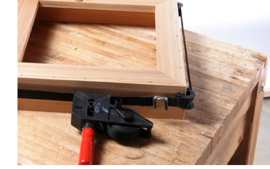 assembling table.png