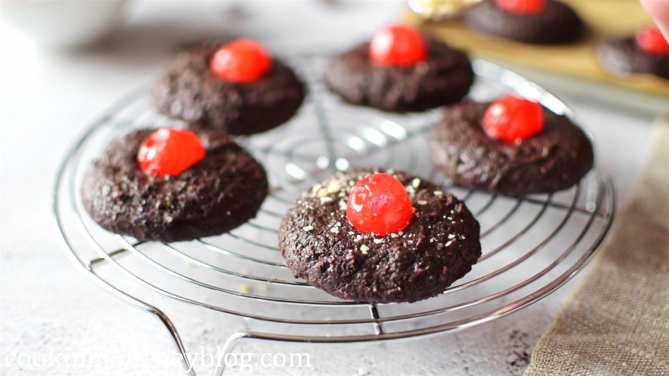 chocolate cherry cookies step15.jpg