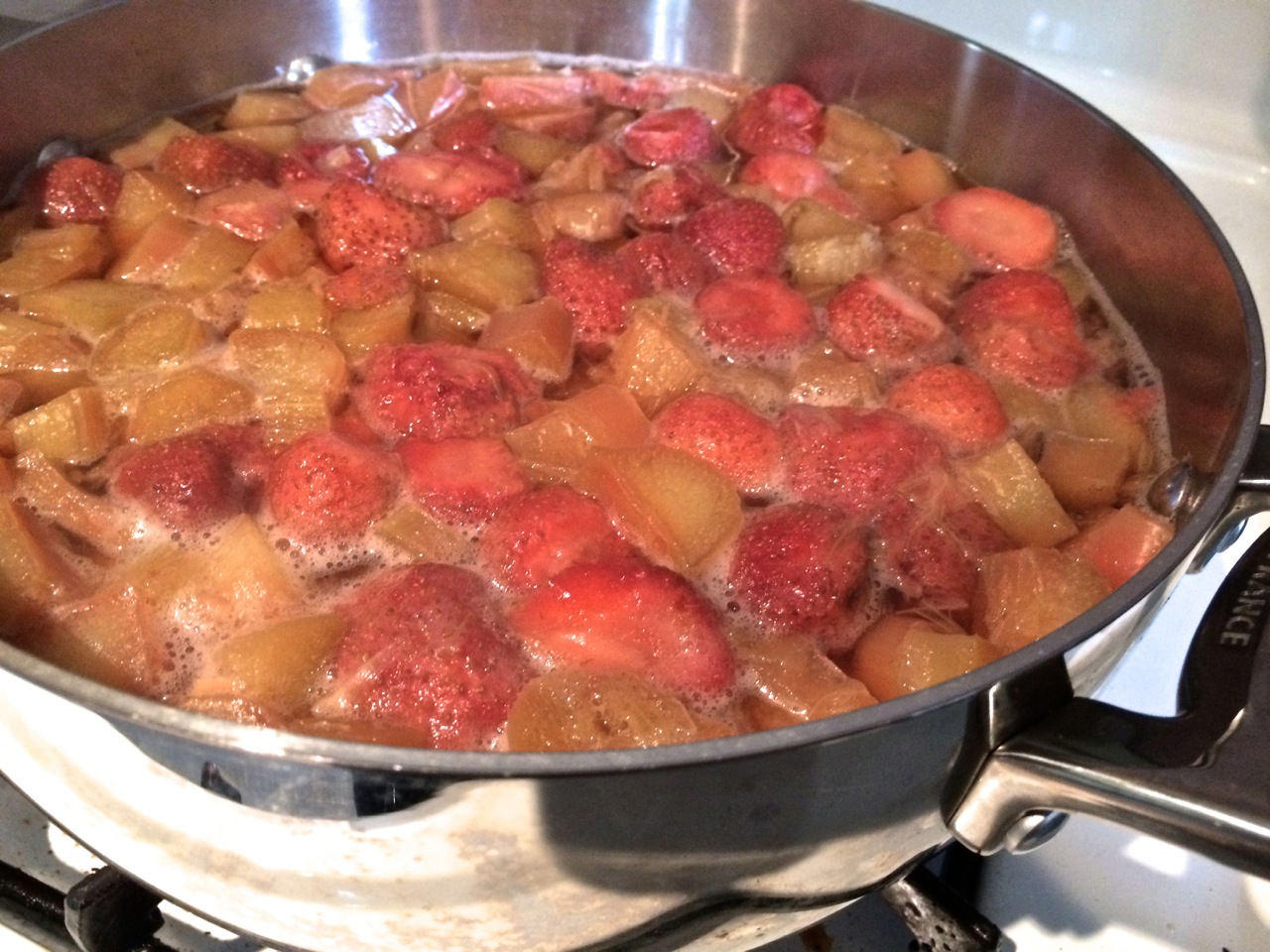 cooked rhubarb strawberry.jpg