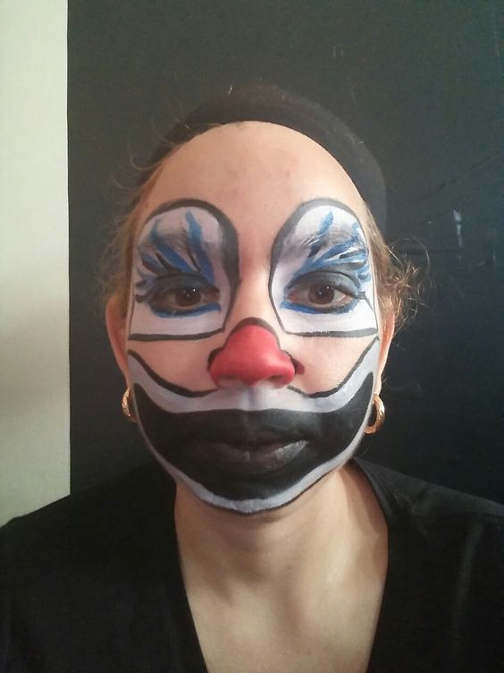 crazy clown 7.jpg