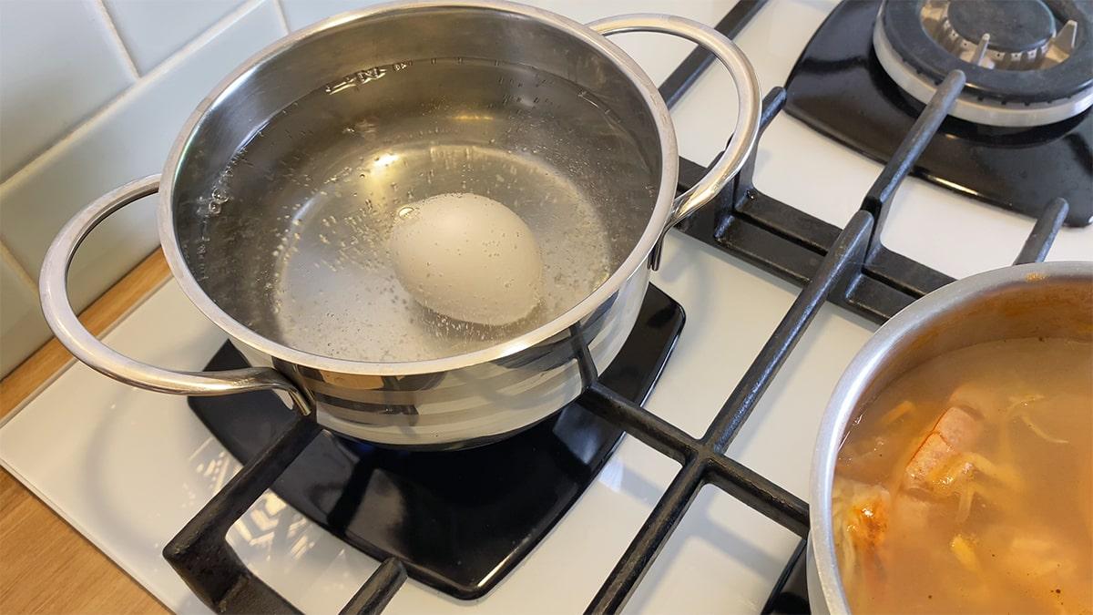 creamy-shrimp-ramen-step-5-min.jpg