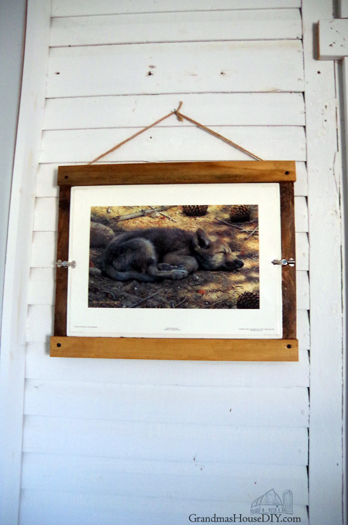 do-it-yourself-farmhouse-picture-frame.jpg