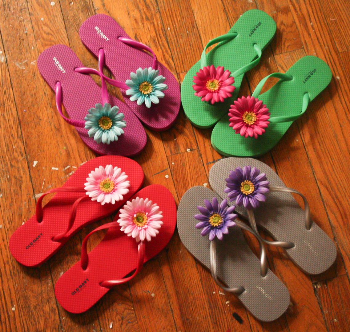 flower flip flops.jpg