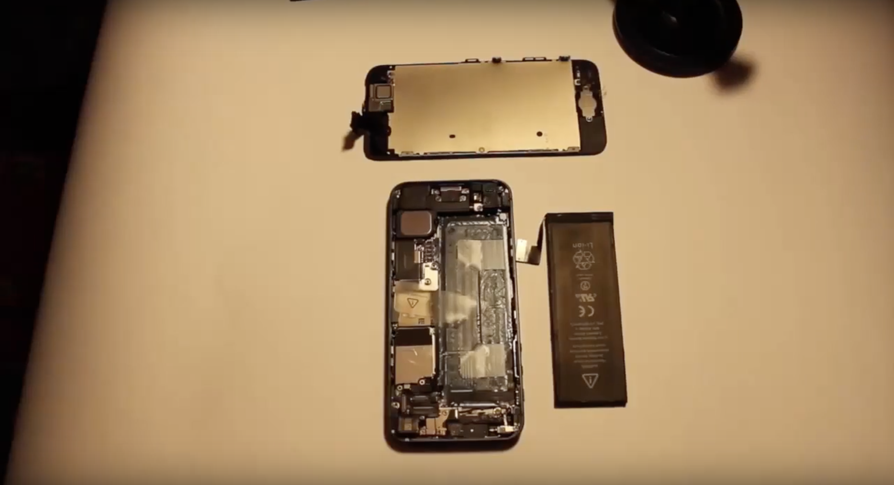 iphone5_battery_replacement_6.png