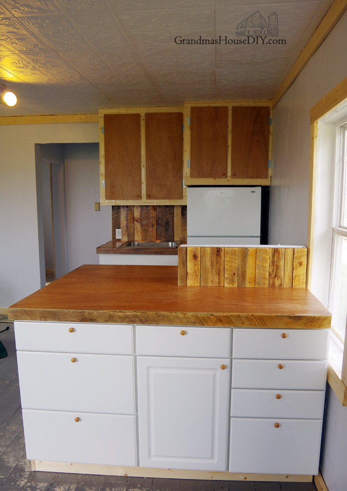 kitchen-mahogany-diy-counter-top.jpg