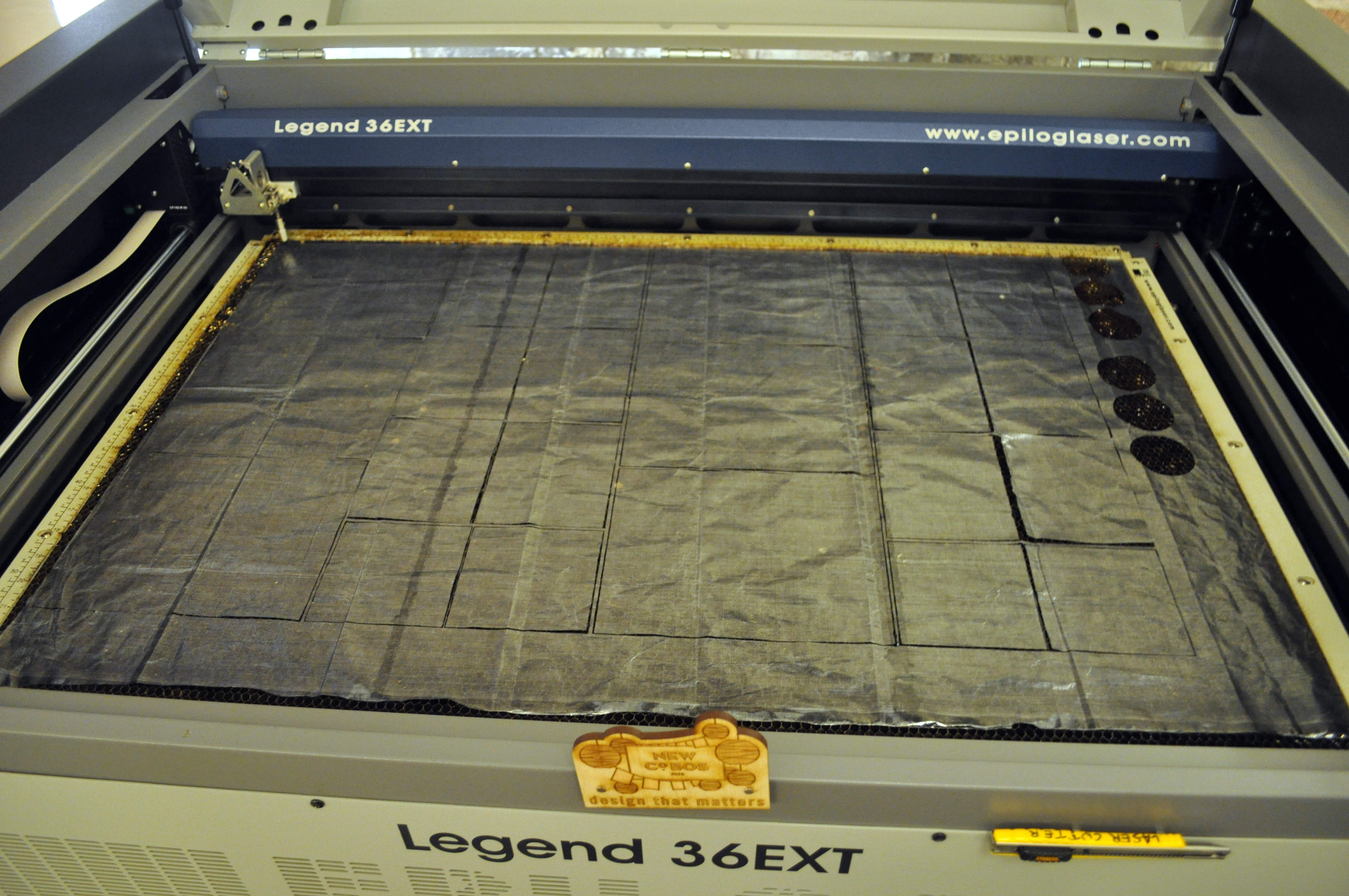 laser-cutter.jpg