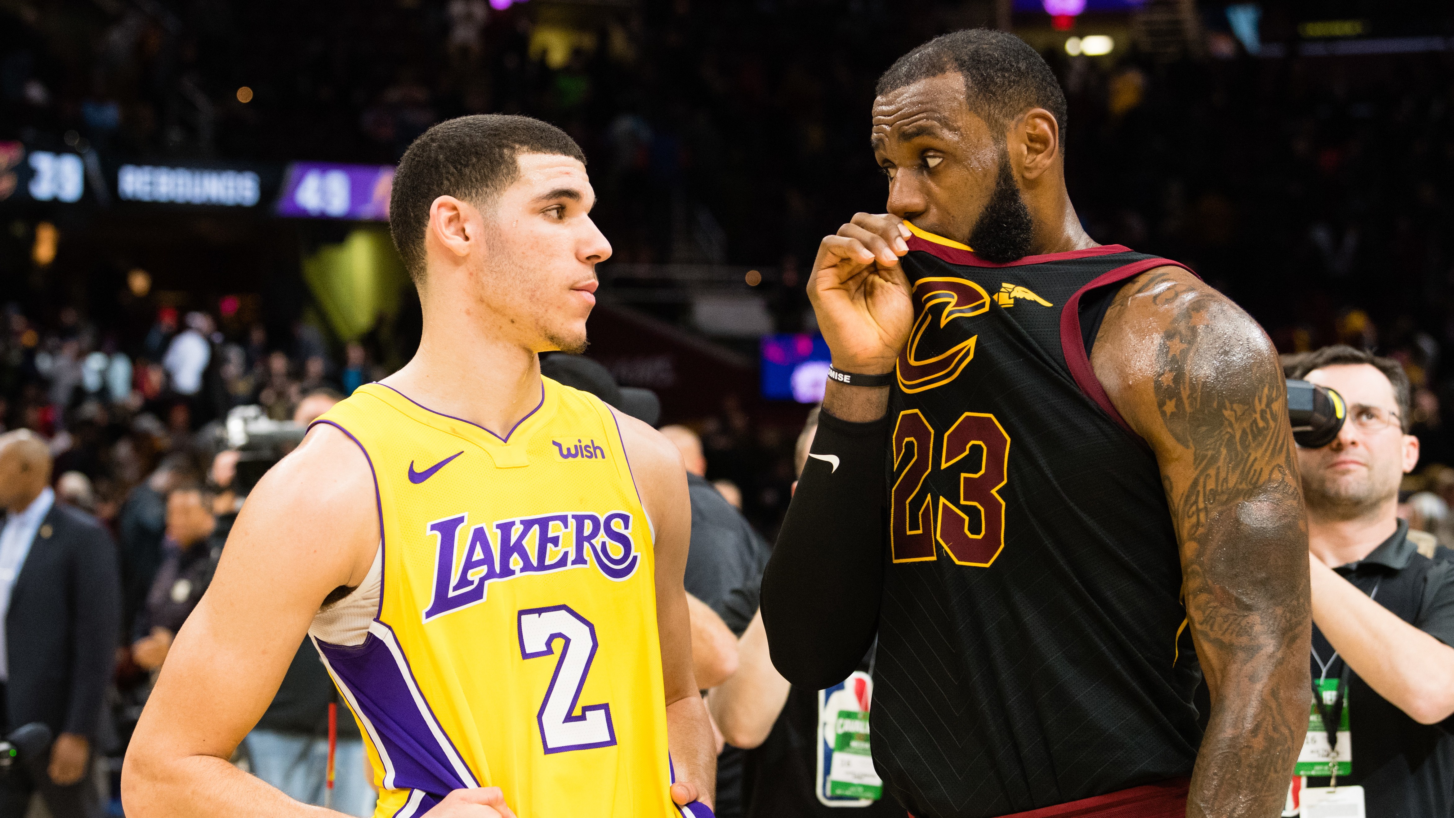 lebron and lonzo.jpg