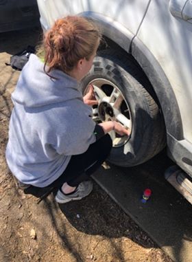 putting tire on.jpg