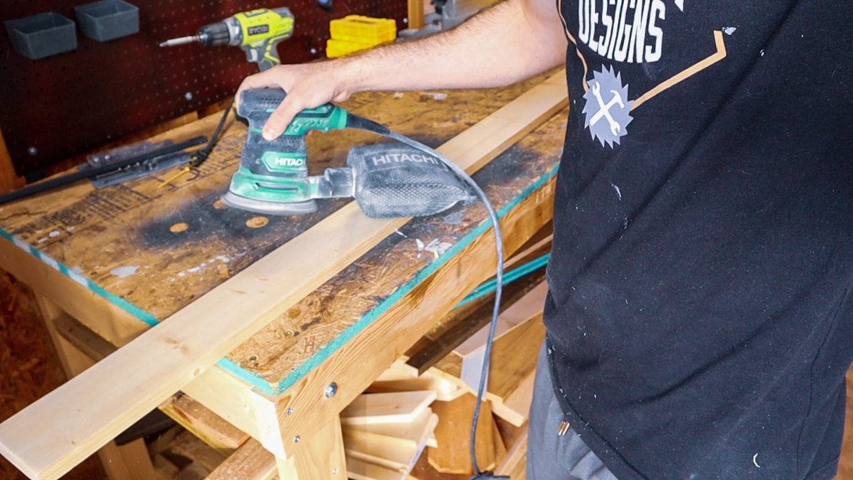 sanding floating shelf diy.jpg